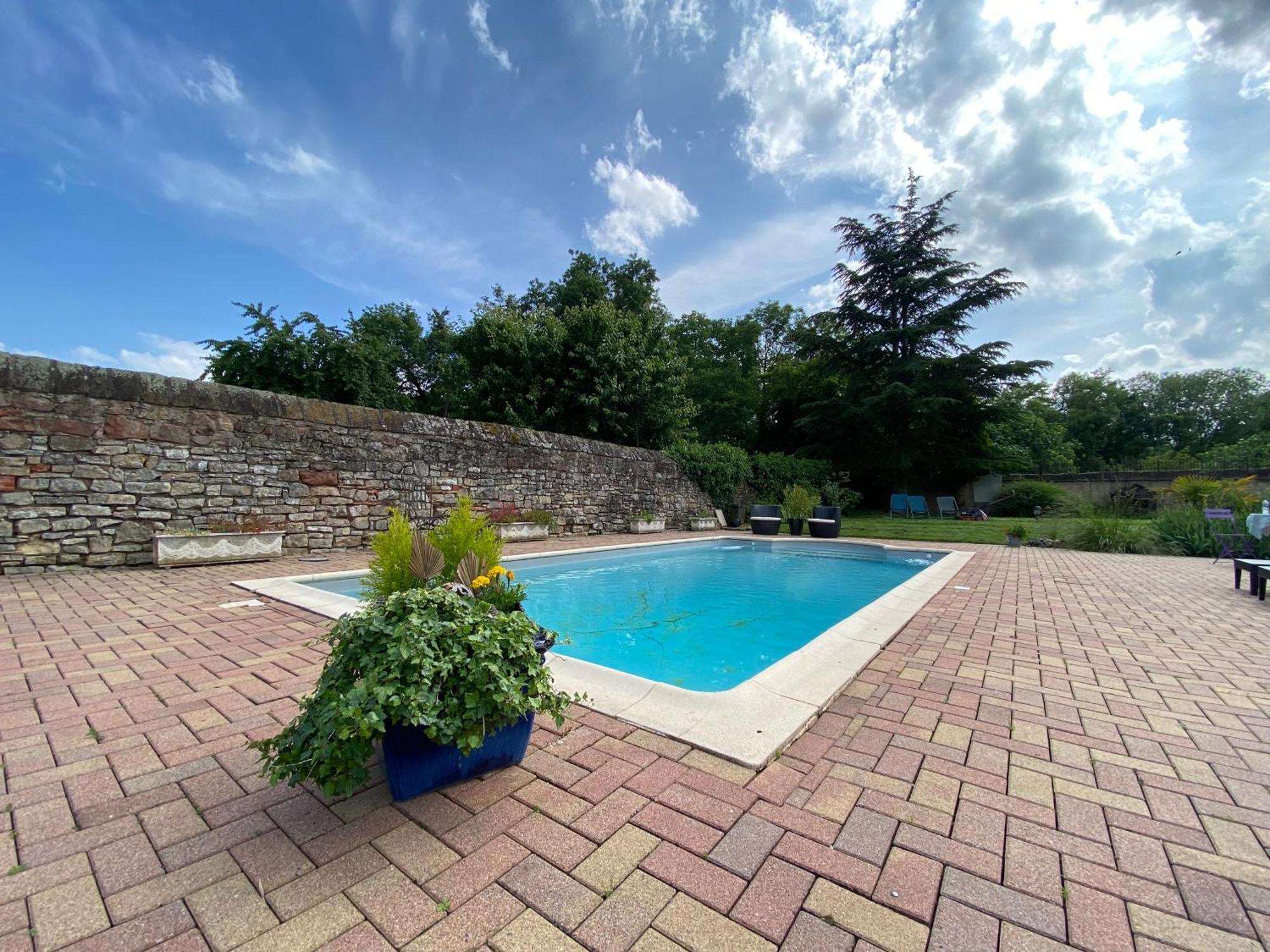 Relais Du Dompeter Bed and Breakfast Molsheim Exteriör bild